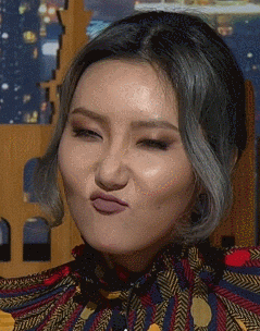 마마무 화사의 도발적인 표정 | 보배드림 유머게시판